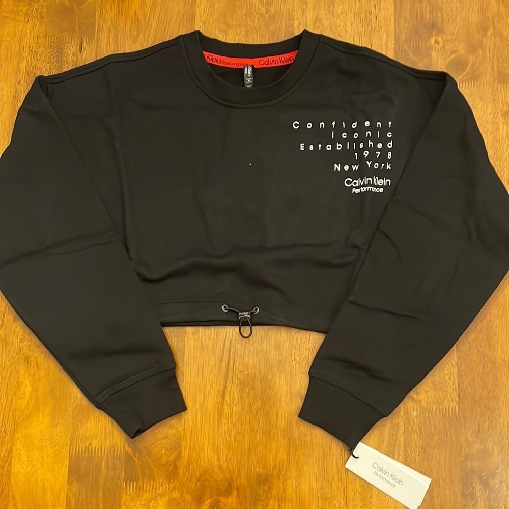 CK Performance Bungee Hem Cropped Pullover- 234 - Picture 2 of 4